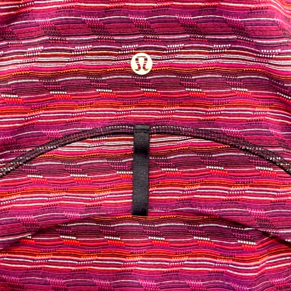 SOLD 🔥 Lululemon Athletica - Define Jacket - Picture 8 of 9